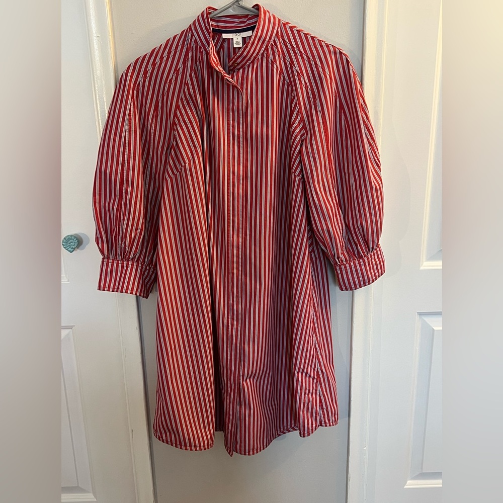 1901. Mandarin collar shirt dress